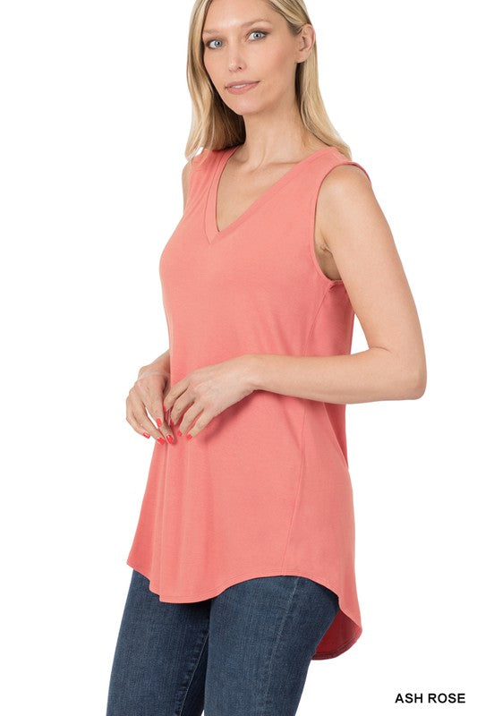 LUXE RAYON SLEEVELESS V-NECK HI-LOW HEM TOP