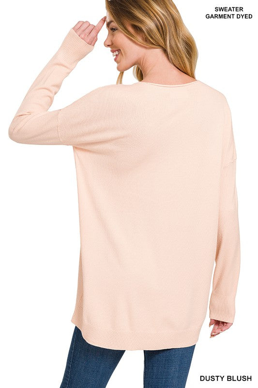 HI-LOW GARMENT DYED V-NECK FRONT SEAM SWEATER