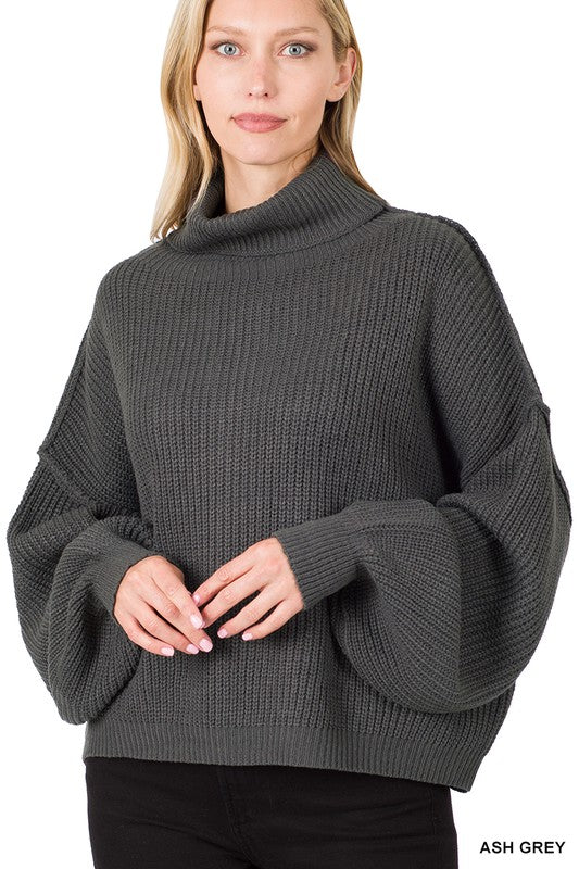 OVERSIZED TURTLENECK SWEATER