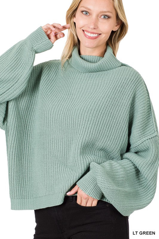 OVERSIZED TURTLENECK SWEATER